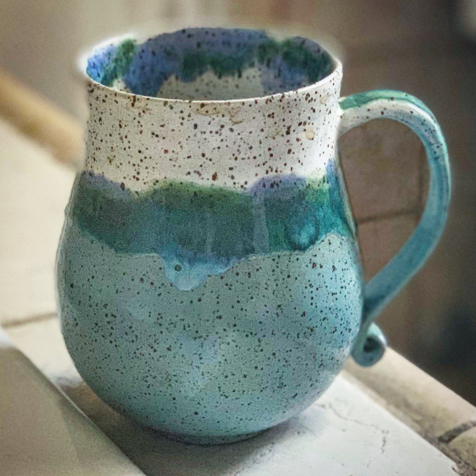 Extra Large White and Aqua Coffee Mug – ZelloPremiumPottery