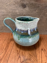 Load image into Gallery viewer, Snow Aqua drip pitcher
