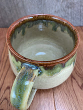 Load image into Gallery viewer, Copper Moss Mug