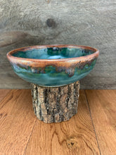 Load image into Gallery viewer, Shallow Copper Garden Bowl